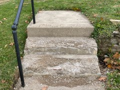 These stairs are in need of major repairs.